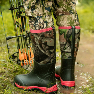 Womens' Waterproof Insulated Rubber Snake Boots