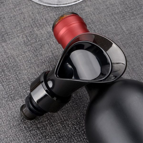 2-In-1 Wine Bottle Stopper And Decanter
