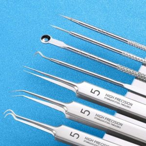 Professional Stainless-Steel Blackhead And Pimple Remover Kit (8 Pieces)