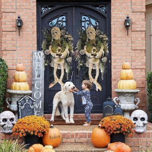 Halloween Mummy Wreath for Front Door, Realistic Mummy Halloween Door Wreath with Spider and Halloween Lanterns