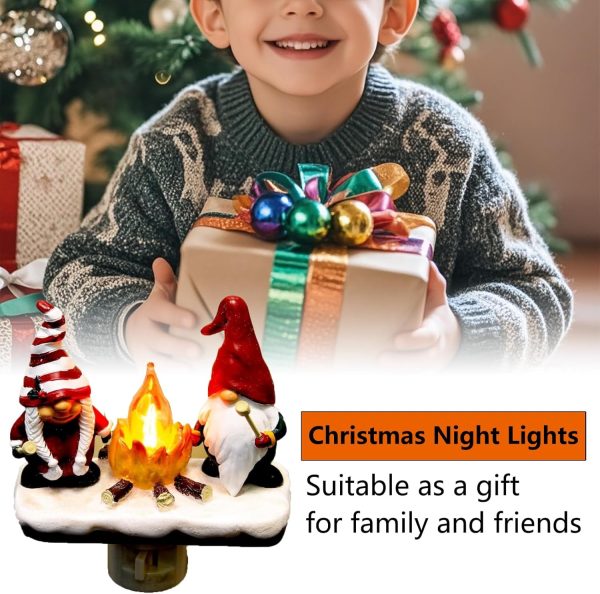 Christmas Gnome Campfire Nightlight, 3D Stereo Gnome Christmas Eve Lights, LED Faux Campfire Lamp Christmas Decoration